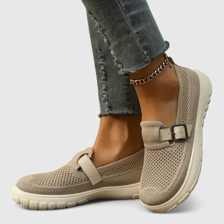 Beige Athena ergonomic loafers worn with cropped jeans