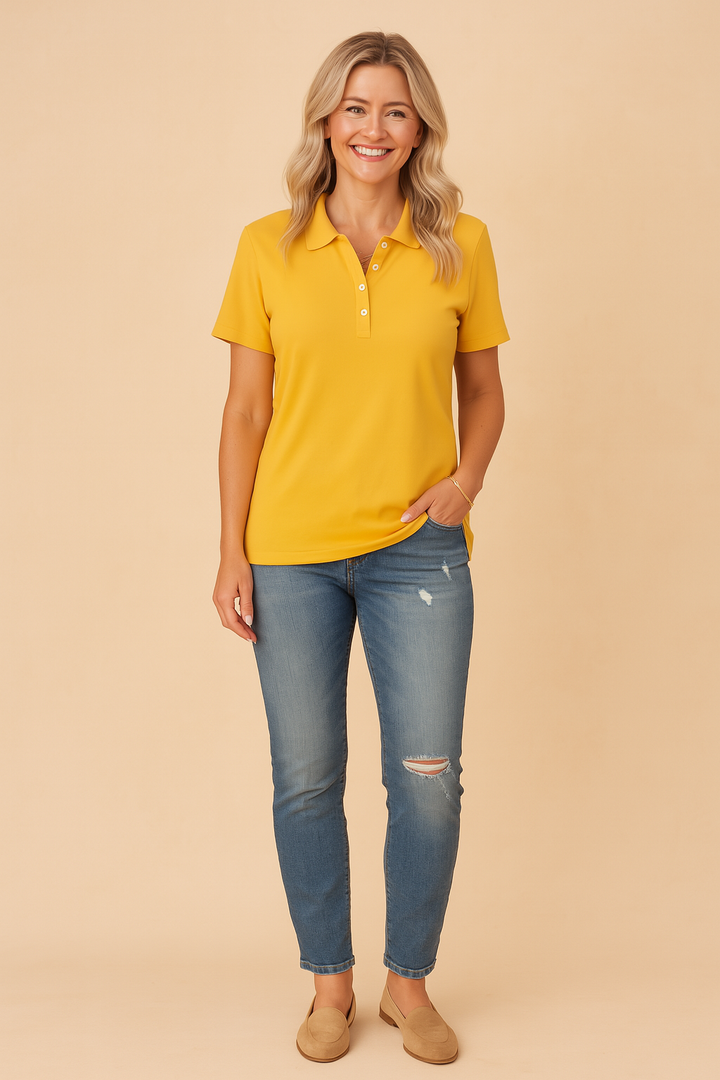 Women's short-sleeve polo shirt in casual wear style