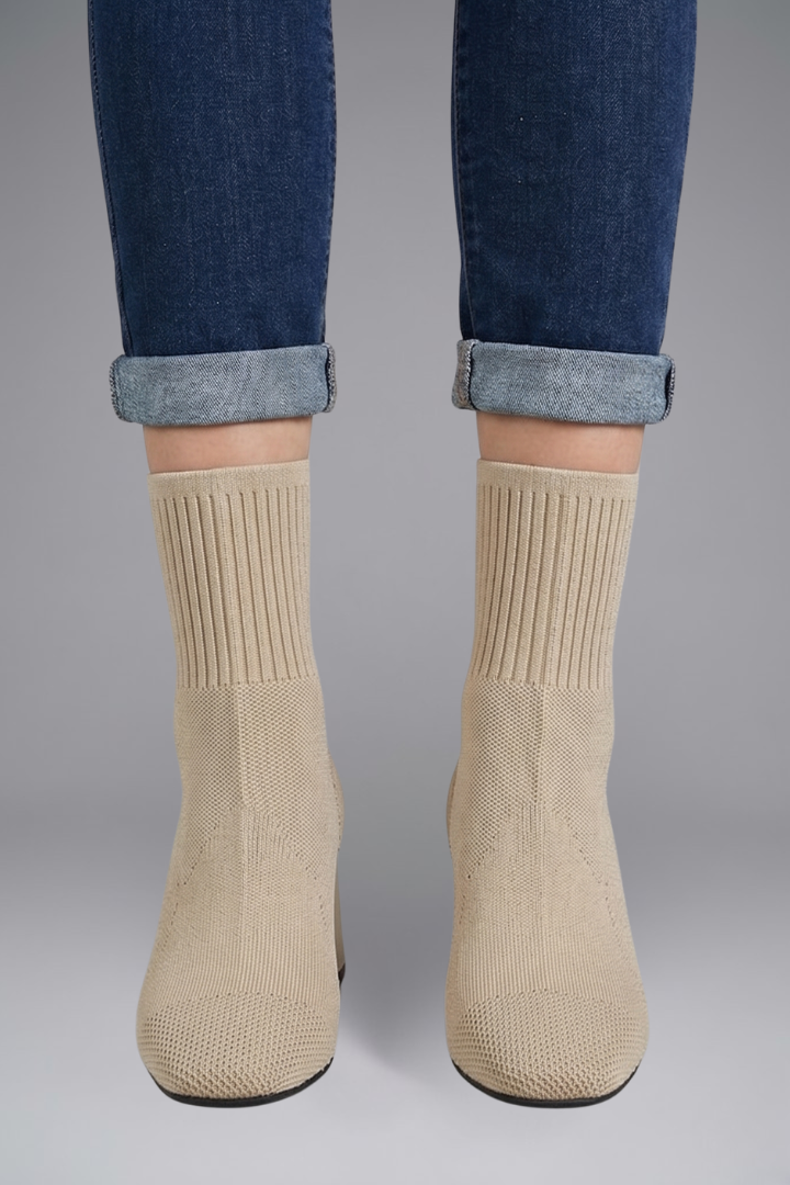 Phoebe | Women’s Ribbed Stretch Ankle Boots