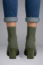 Phoebe | Women’s Ribbed Stretch Ankle Boots
