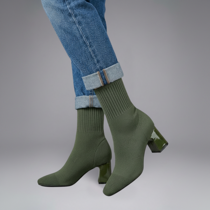 Phoebe | Women’s Ribbed Stretch Ankle Boots