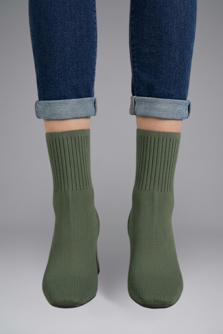 Phoebe | Women’s Ribbed Stretch Ankle Boots