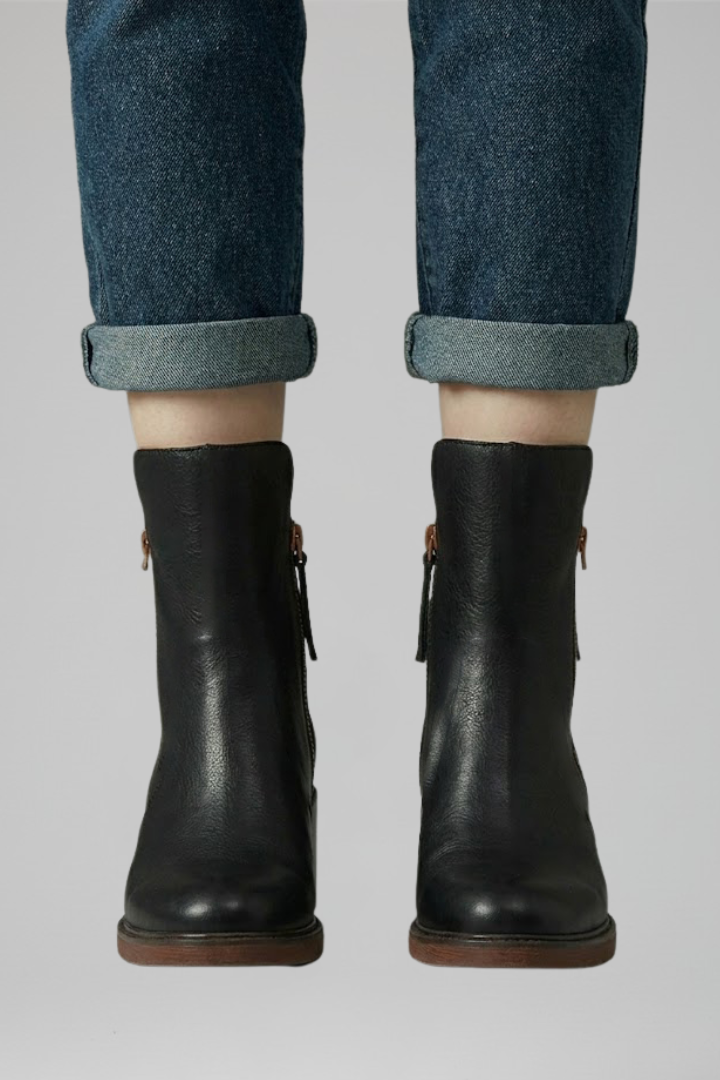 Rhea | Women’s Orthopedic Side Zip Boots