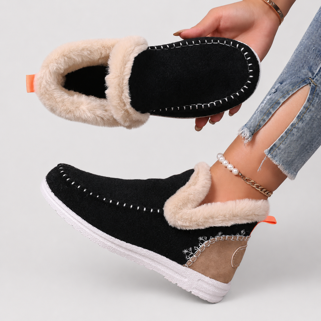 Comfortable women slippers with soft fleece lining and orthopedic design