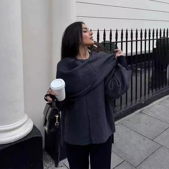 Oversized warm winter coat for women in casual wool style