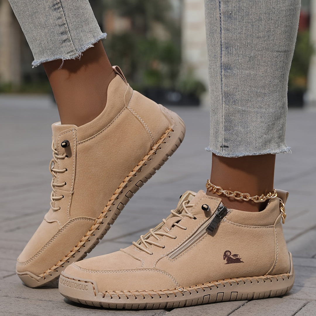 Everyday women's trainers combining fashion and orthopaedic support