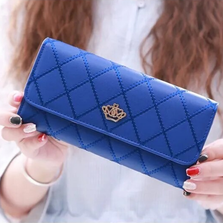 Full-length bill compartment inside the women's long wallet for cash storage.