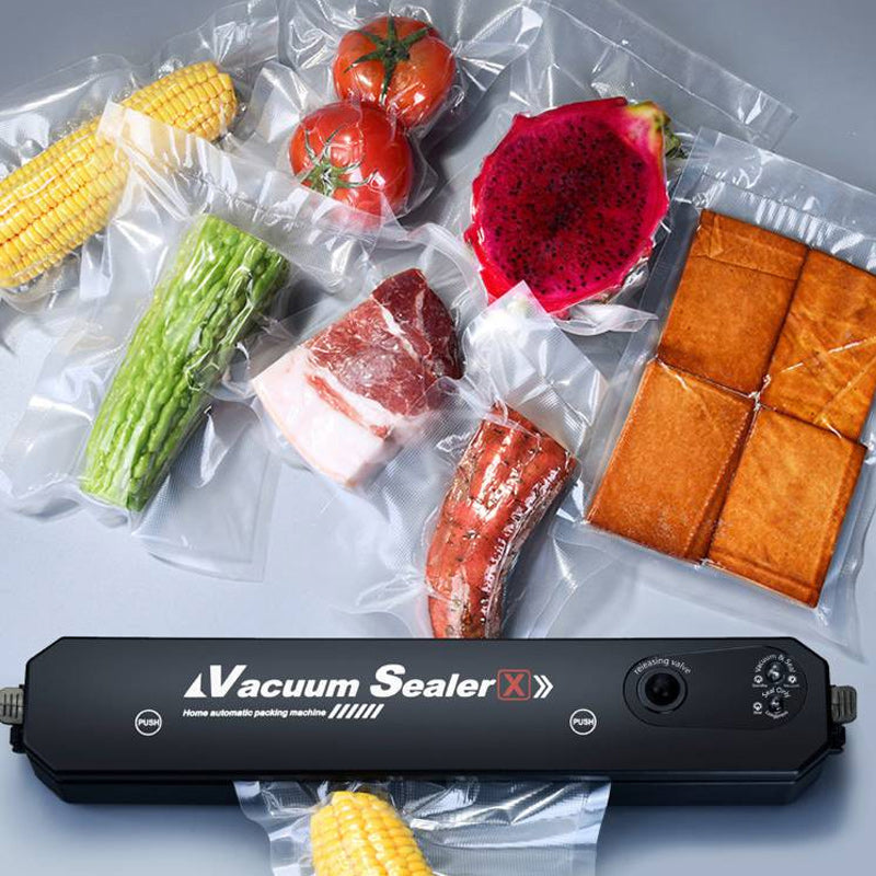 Automatic vacuum sealing machine preserving fresh meat in vacuum bag