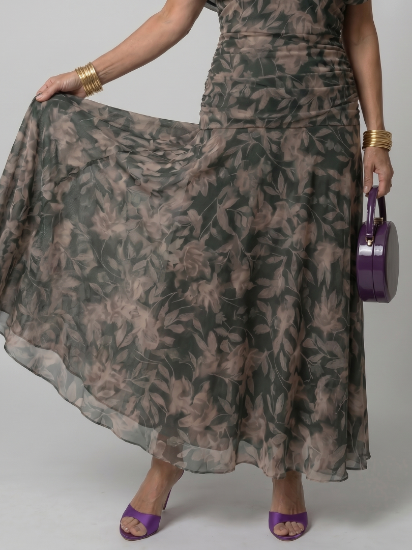 Chic women floral midi dress ideal for casual summer parties