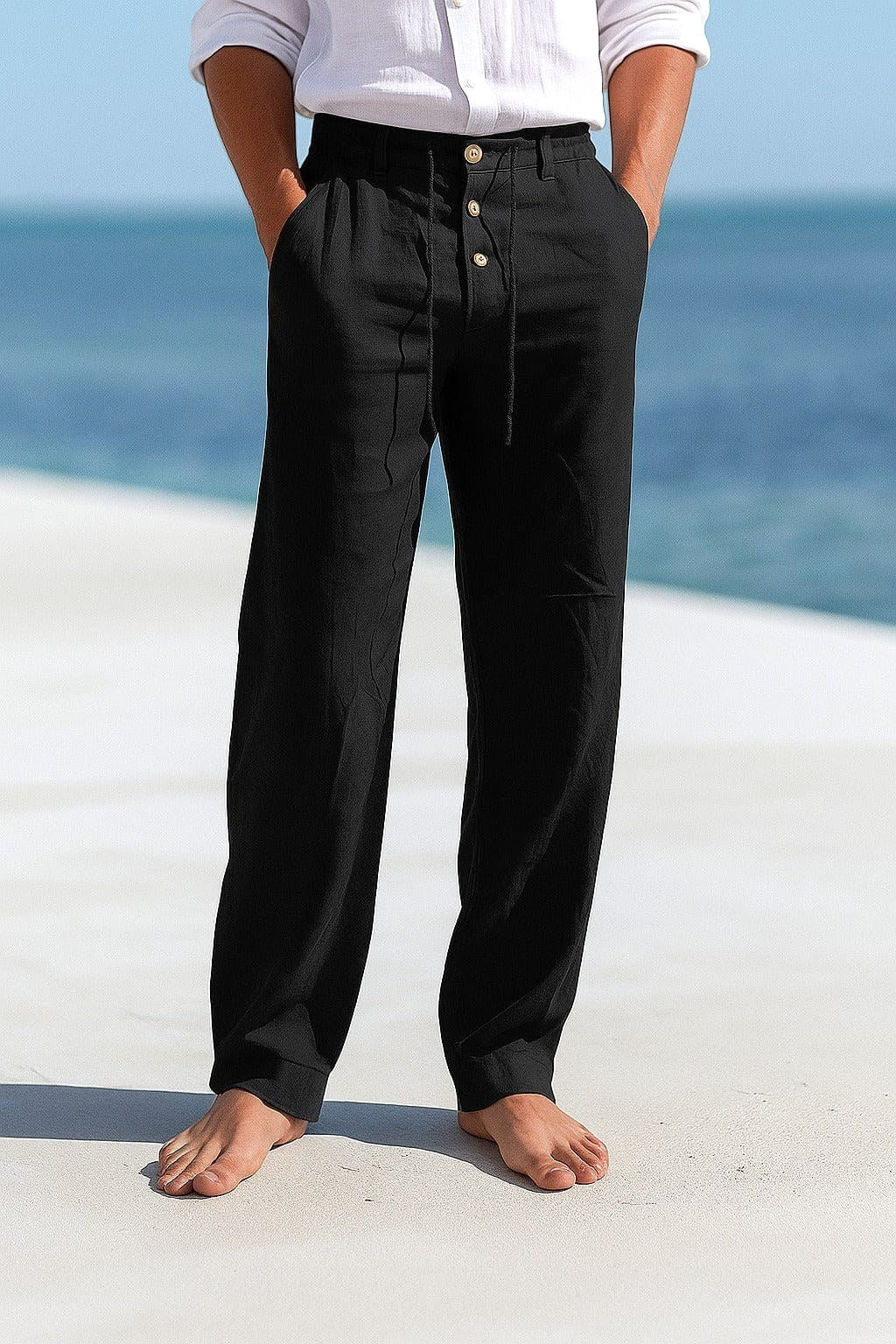 Casual beach trousers for men featuring lightweight breathable fabric
