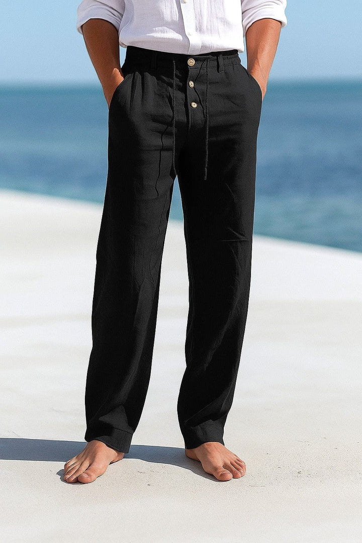 Casual beach trousers for men featuring lightweight breathable fabric