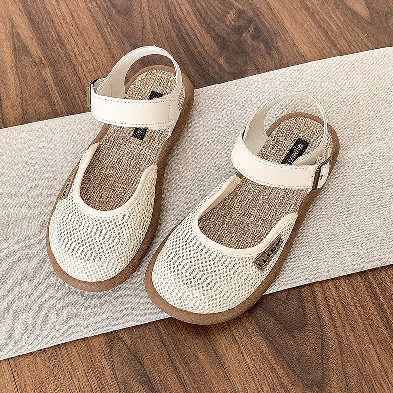 Comfortable womens closed-toe flat sandals with mesh and ankle strap for summer footwear