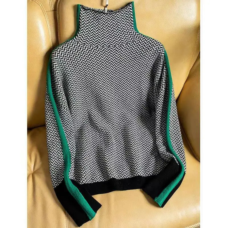 Tavienne | Women’s Herringbone Turtleneck Sweater