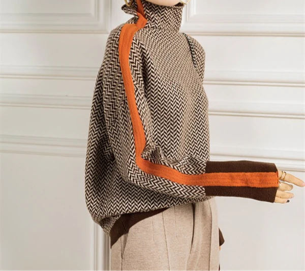 Tavienne | Women’s Herringbone Turtleneck Sweater