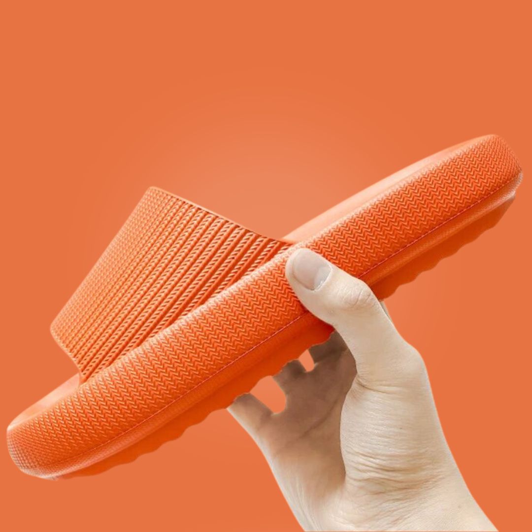 Cloud recovery slides in classic neutral tone paired for casual everyday wear