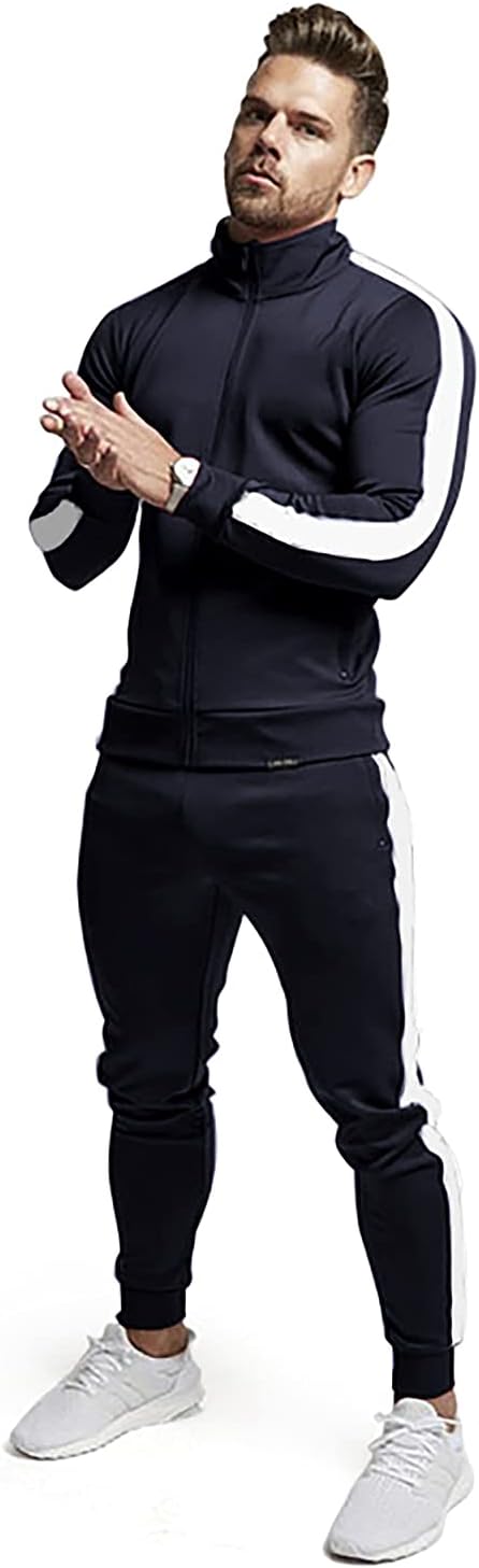 Sportswear set designed for year-round comfort and utility