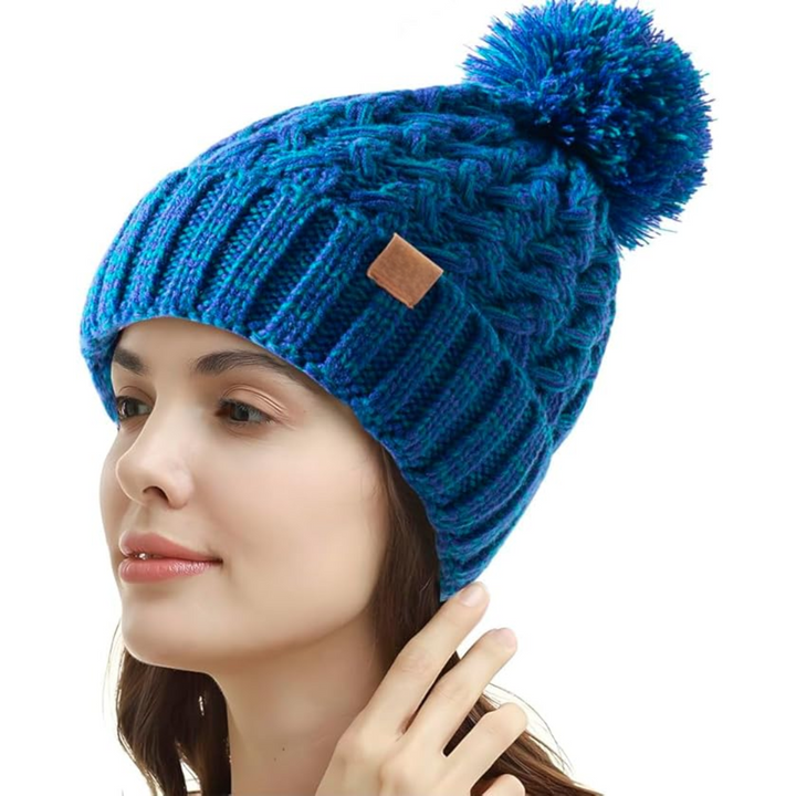 Close-up of knit pattern on women's winter pom beanie Yvonne