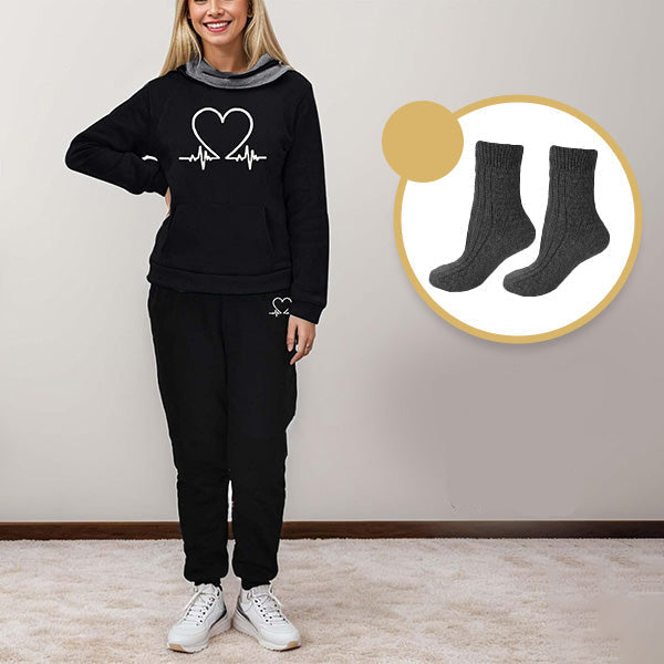 Elastic waistband detail on comfortable womens sweatpants