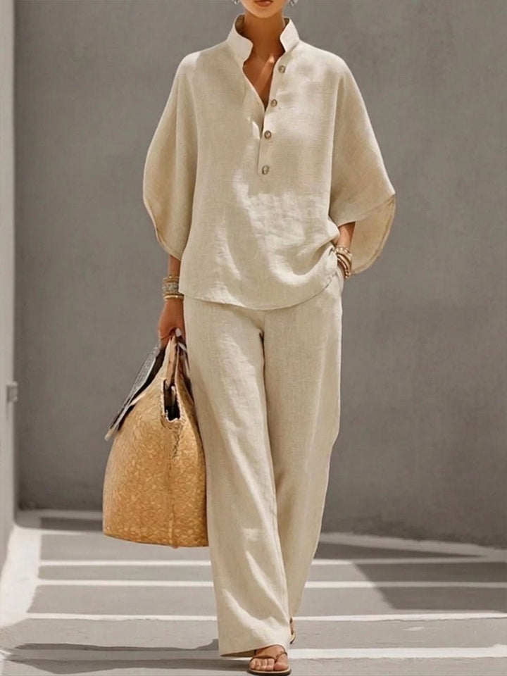 Women's batwing sleeve two-piece outfit in casual loungewear style