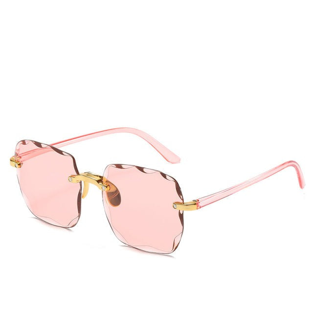 Brown gradient women fashion sunglasses offering UV400 protection
