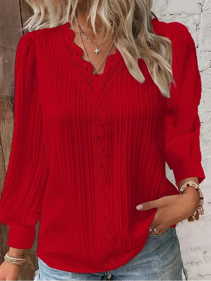 Casual autumn fashion V-neck top in soft ribbed fabric for women