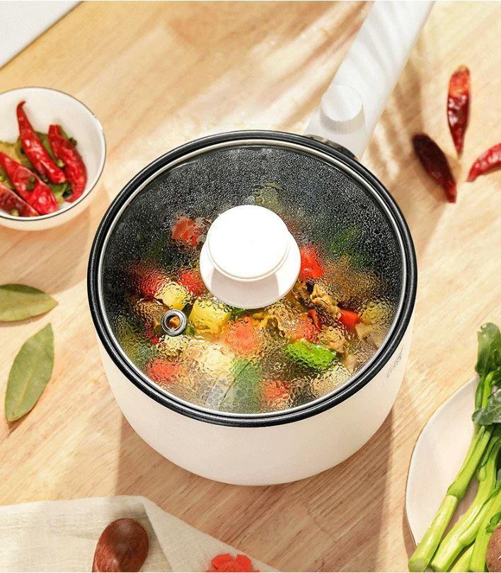 Portable electric stewing pot cooking a delicious warm meal
