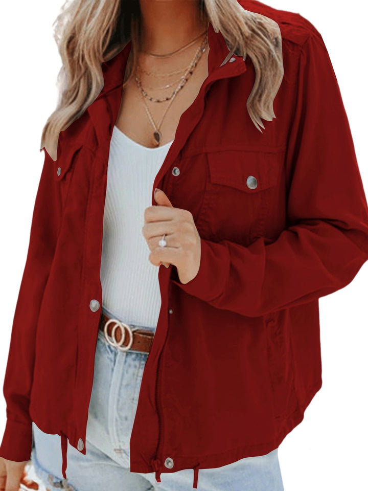 Fashionable women's jacket in a versatile design for daily wear