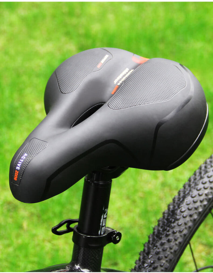 Durable cushioning material demonstration on the cycling comfort seat