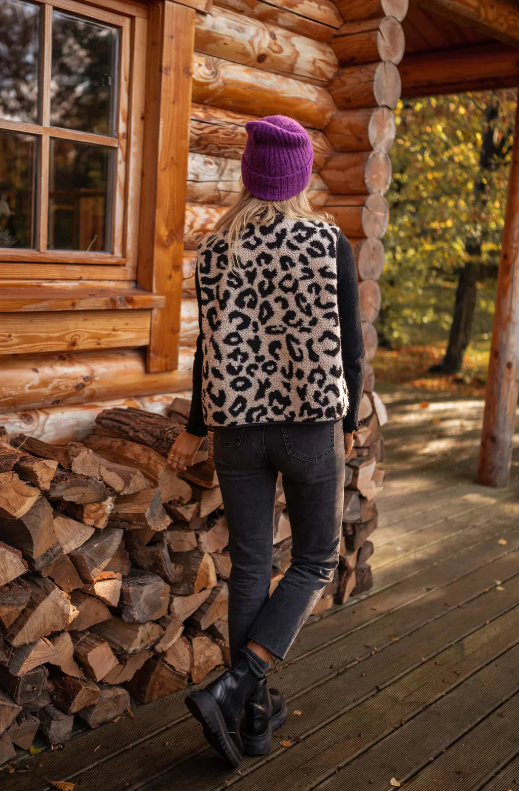 Zelina | Women’s Leopard Print Vest