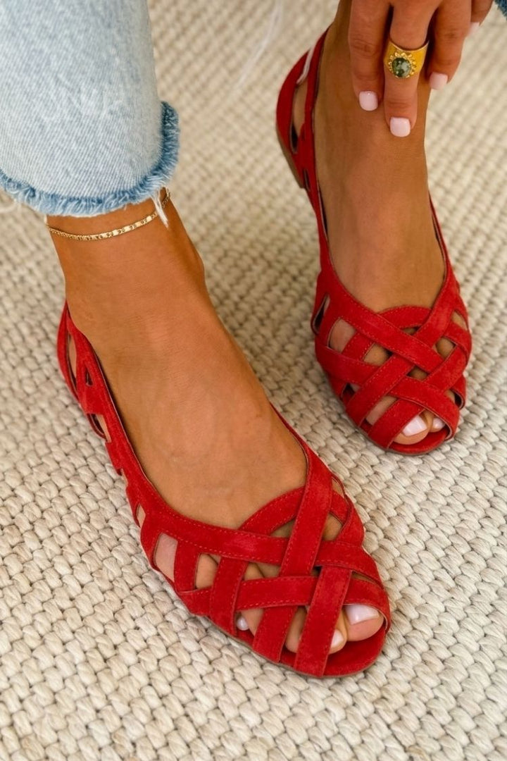 Casual slip on shoes women's chic flats and woven sandals profile