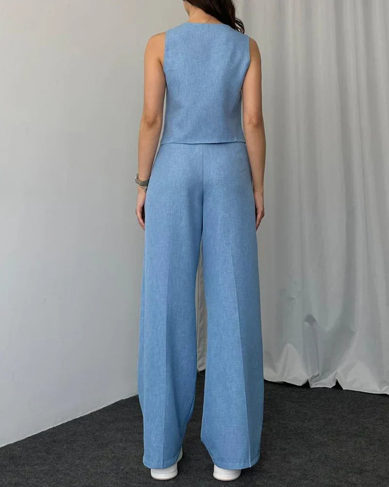 Detailed shot of the waistband on the comfortable womens co-ord pants