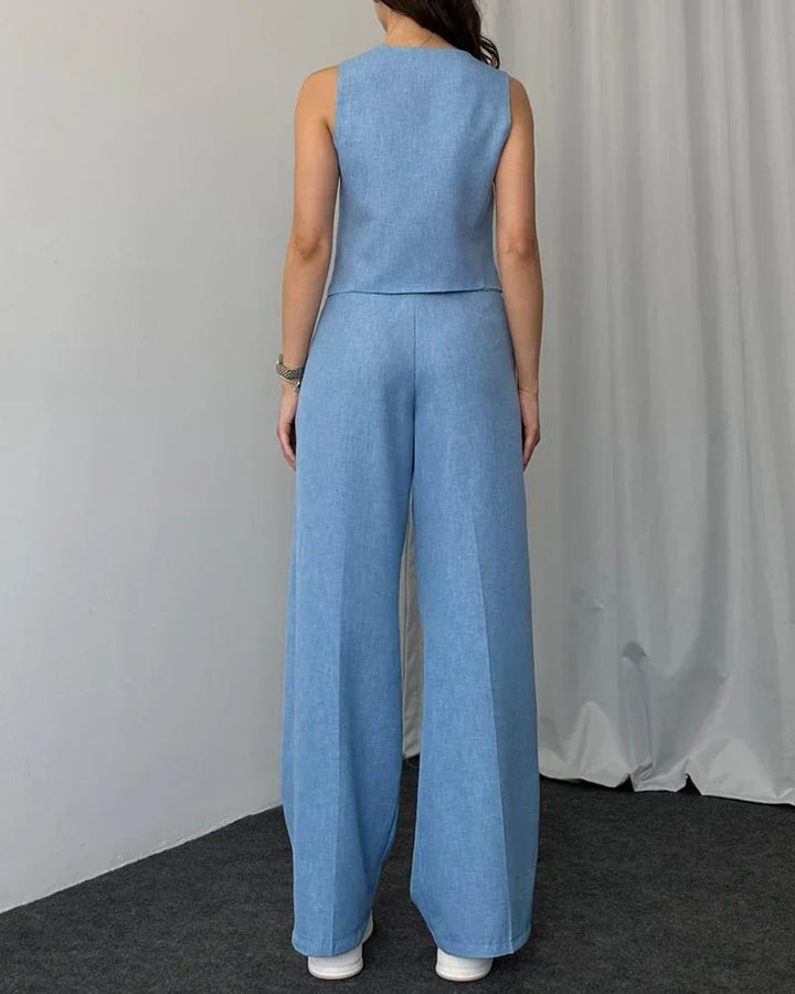 Detailed shot of the waistband on the comfortable womens co-ord pants