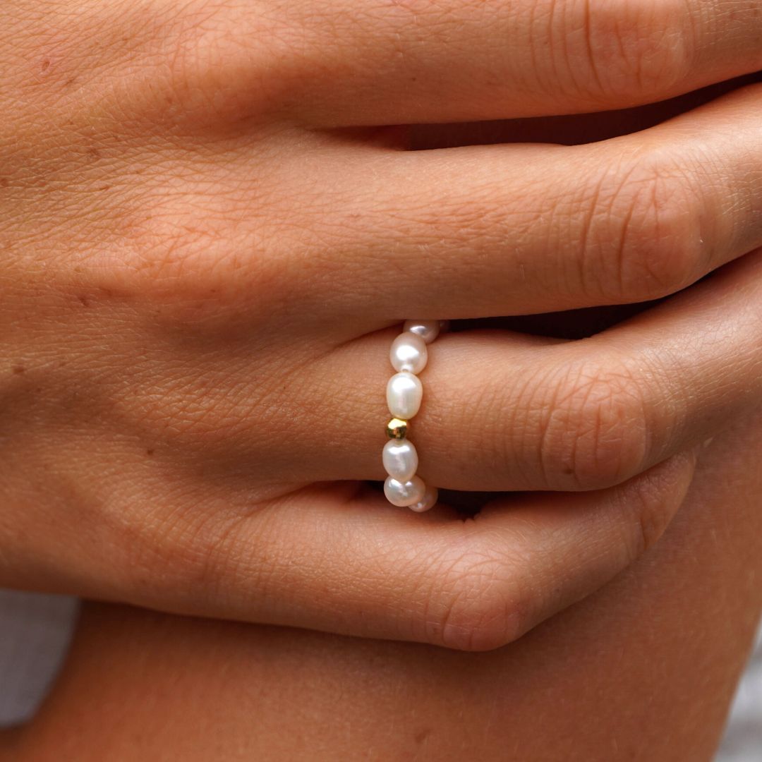 Beautiful minimalist ocean pearl ring, perfect women jewelry gift