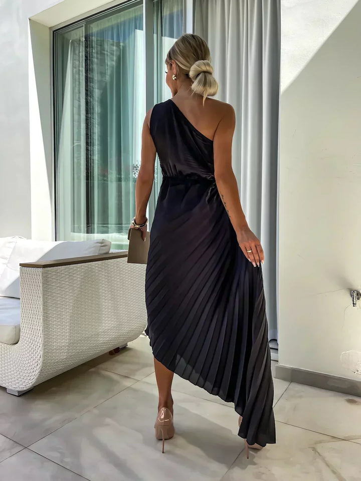 Full length view of chic pleated floral dress for women