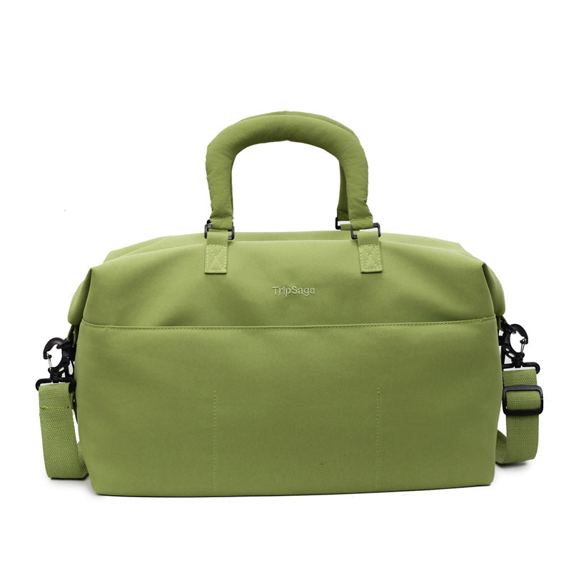 Close-up of durable fabric and stitching on the functional unisex duffle bag