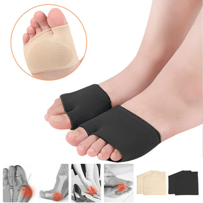 Demonstration of gel toe separators and forefoot cushions worn on bare feet