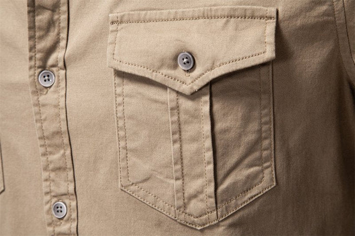 Alternative color variant of the men's utility long sleeve shirt