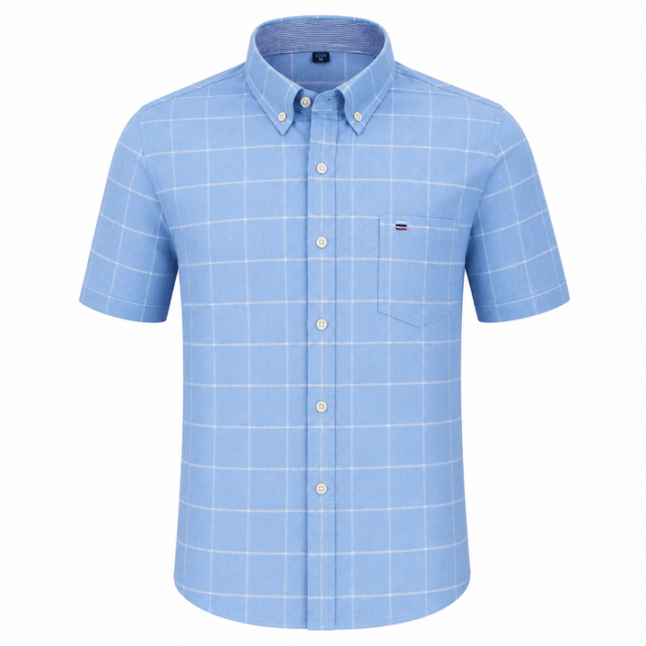 Casual men's striped short sleeve button-down shirt for summer wear