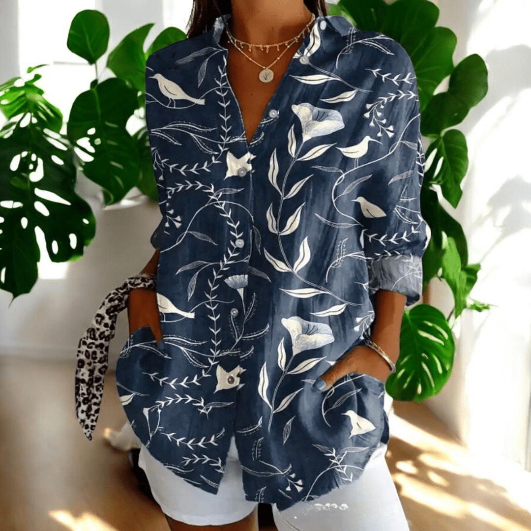 Back view of the stylish floral print top with collar detail