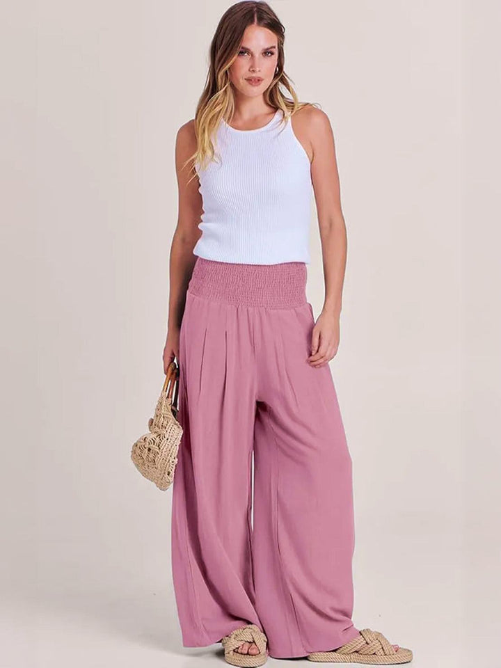 Elegant summer trousers styled for a casual daytime look
