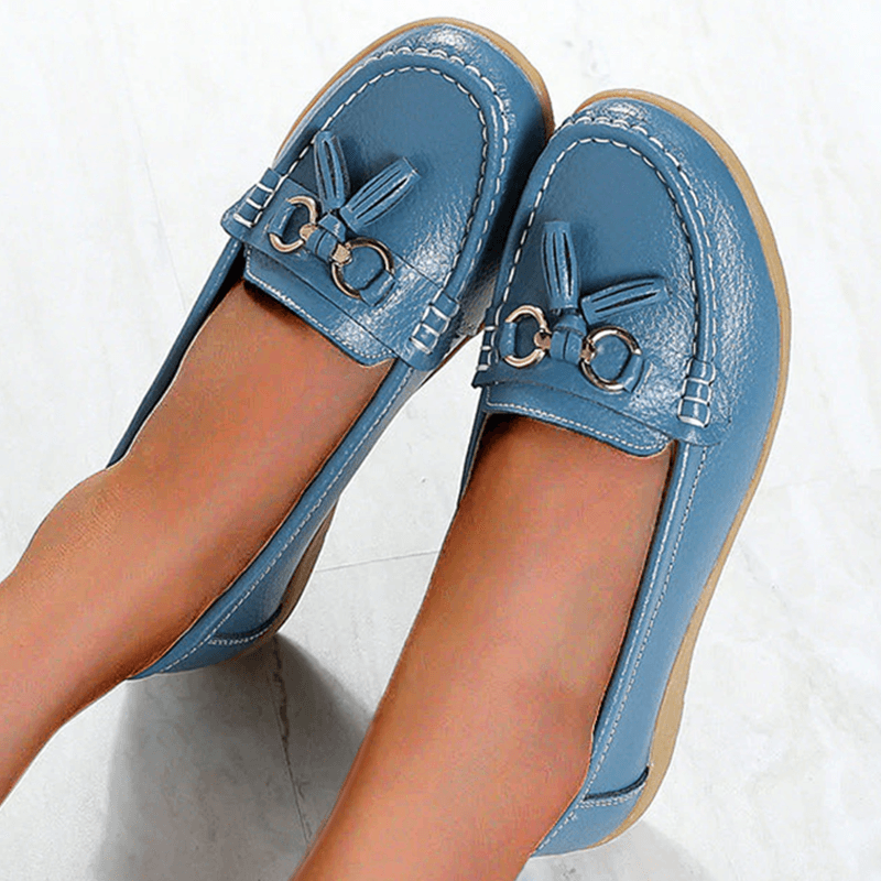 Interior cushioning view of women's comfort slip-on flat shoes