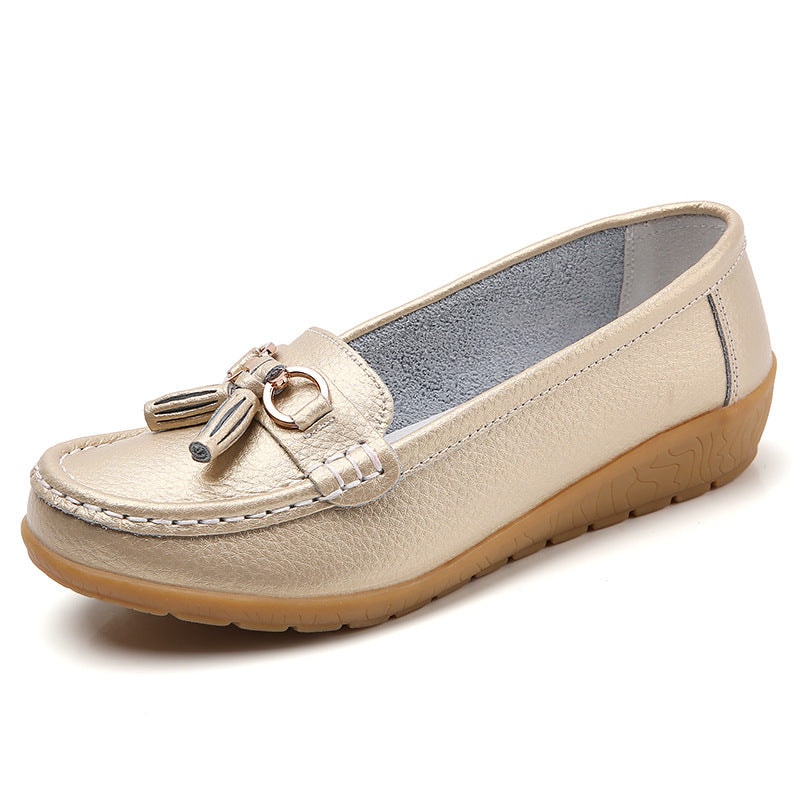 Stitching detail on women's classic tassel loafer dress-casual flats