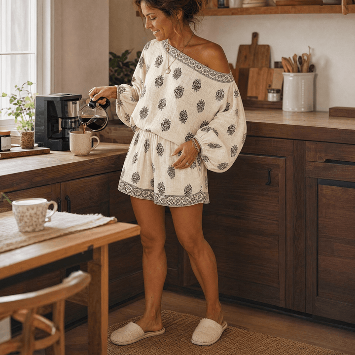 Summer style matching shorts from the women's bohemian two-piece outfit