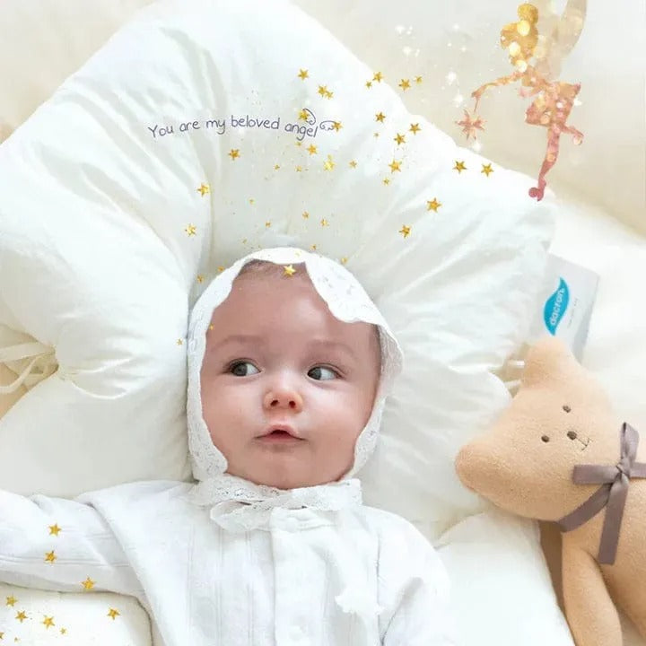Infant support pillow with adjustable sides for newborn sleep
