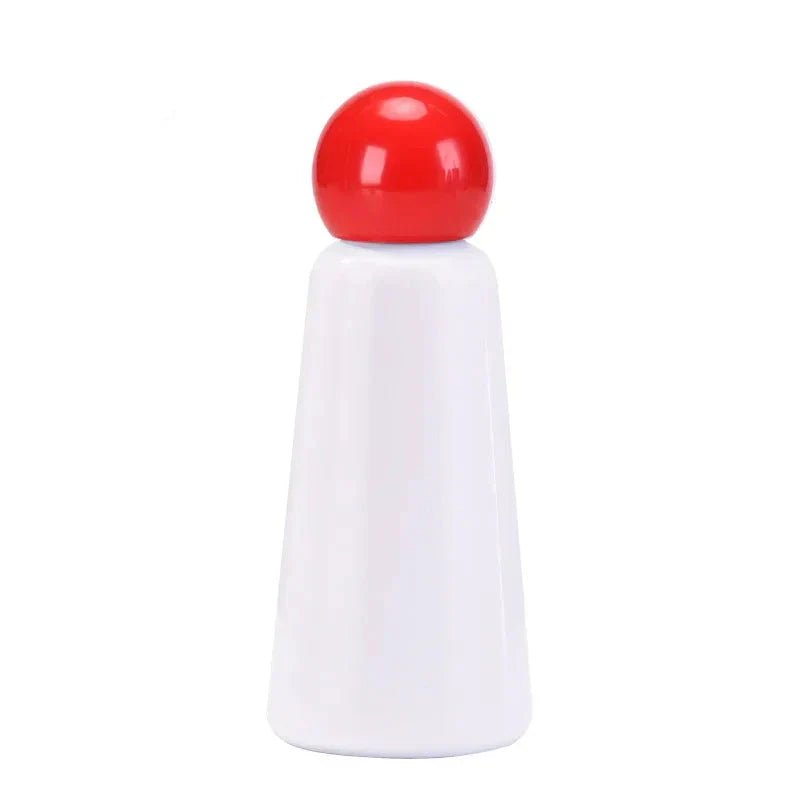 Close-up of leak-proof lid on stainless steel water bottle