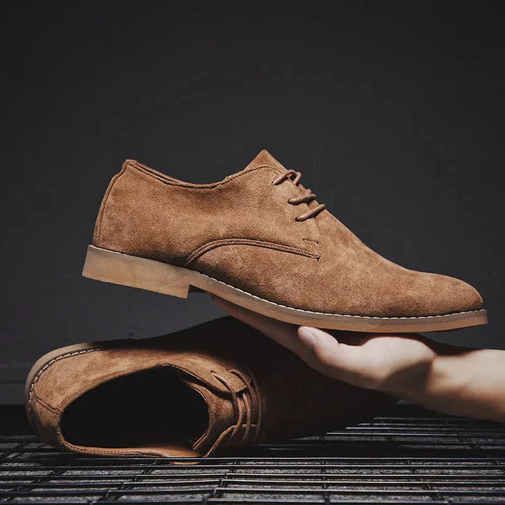 Classic lace-up oxford dress shoes for men in formal black leather