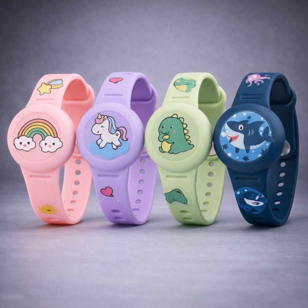Comfortable silicone wristband kids accessories with GPS tracker feature