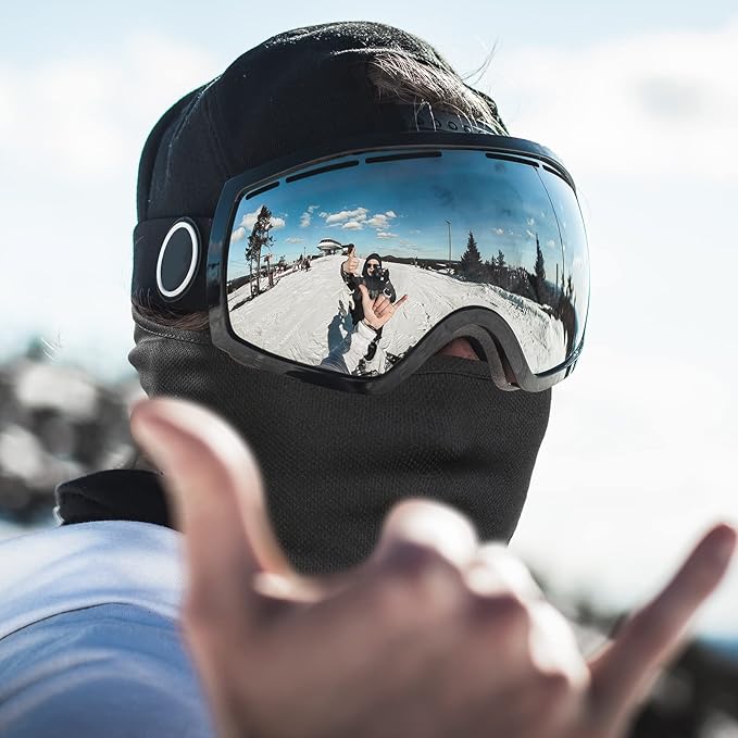 Ergonomic design of the lightweight UV protection outdoor sports mask