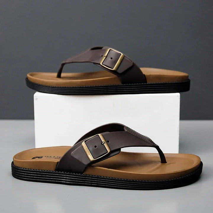 Mens stylish buckle thong sandals for casual summer wear and beach outings