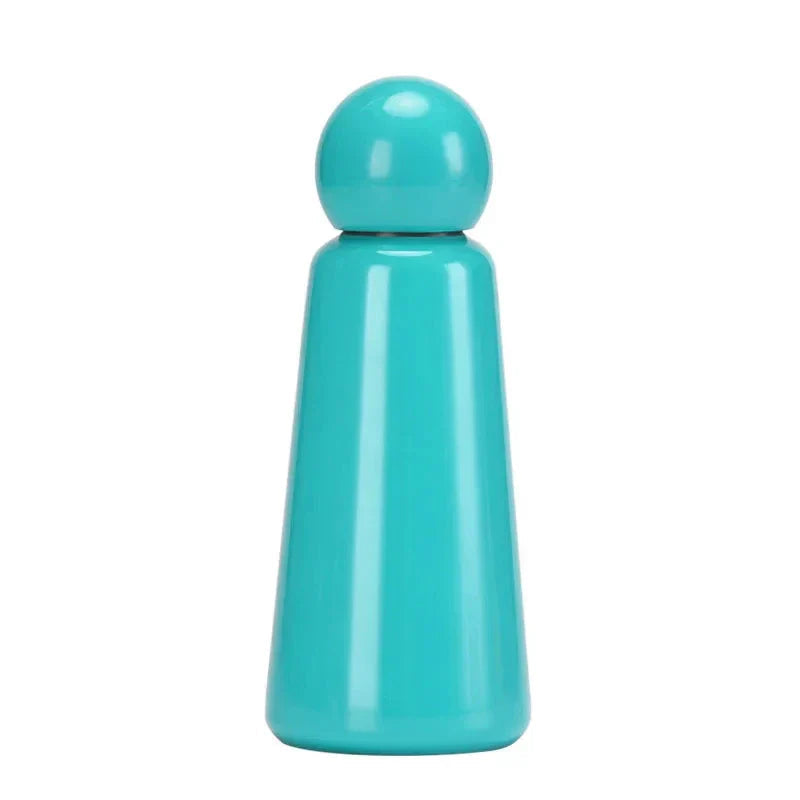 Compact 500 ml insulated drinkware fitting standard cup holders
